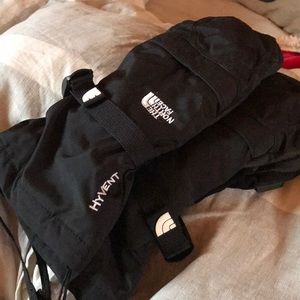 North face Hyvent Mittens MEDIUM
